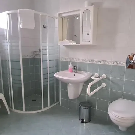 Hotel Aqua Therm 3*