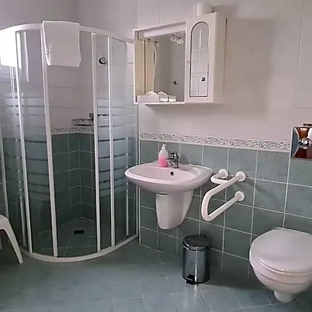 Aqua Therm -