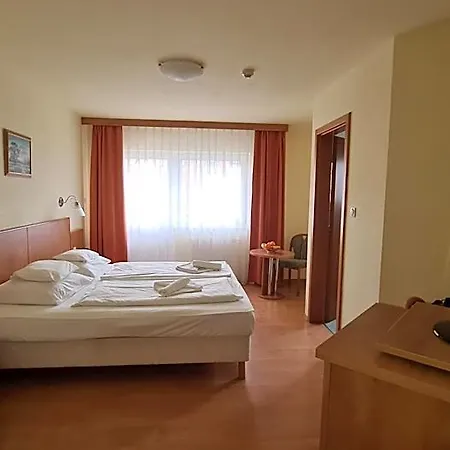 Aqua Therm - Hotel
