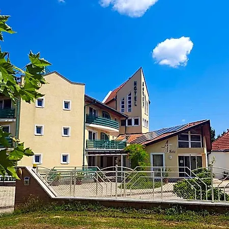 Aqua Therm - Hotel 3*