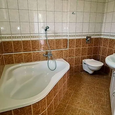 Aqua Therm -