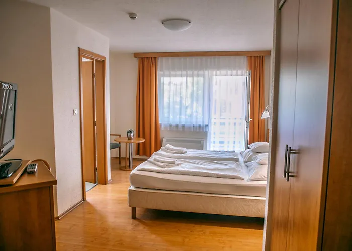 Отель Aqua Therm